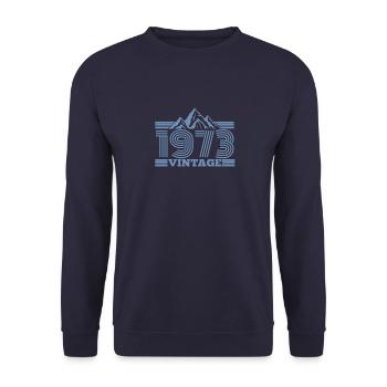 1973 Geburtstag Berge Wandern Klettern - Unisex Pullover - Navy - Vorne - Alina (178cm) & Michal (187cm)