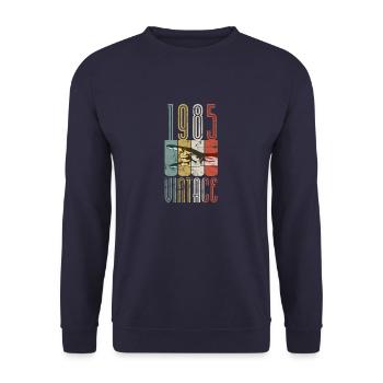 Millésime 1985 - Sweat-shirt Unisexe - marine - Devant - Alina (178cm) & Michal (187cm)