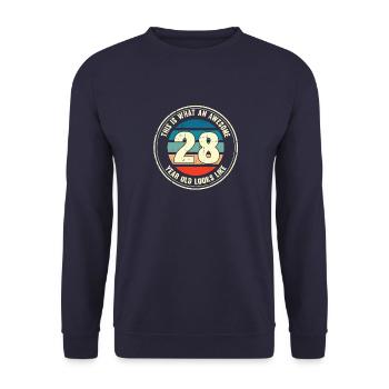 28ème anniversaire pour que vous voyiez avec 28 cadeaux rétro - Sweat-shirt Unisexe - marine - Devant - Alina (178cm) & Michal (187cm)