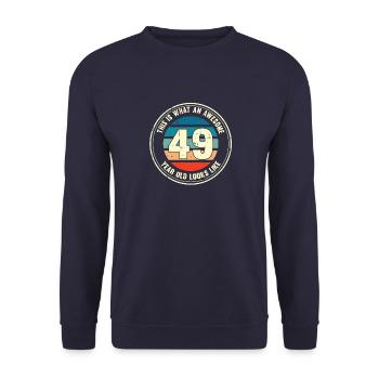 49. Geburtstag so sieht man mit 49 Retro Geschenk - Unisex Pullover - Navy - Vorne - Alina (178cm) & Michal (187cm)