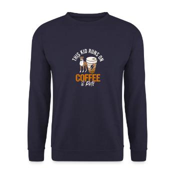This Kid Runs on - Laufen Läufer Vintage Spruch - Unisex Pullover - Navy - Vorne - Alina (178cm) & Michal (187cm)