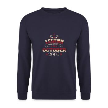 Une légende est née en octobre 2005 - Sweat-shirt Unisexe - marine - Devant - Alina (178cm) & Michal (187cm)