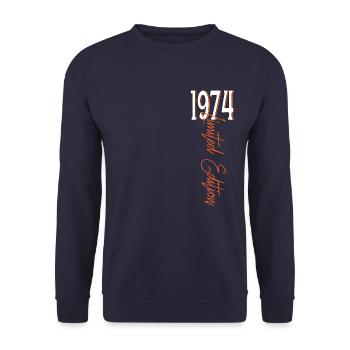 1974 Vintage anniversaire drôles dictons - Sweat-shirt Unisexe - marine - Devant - Alina (178cm) & Michal (187cm)