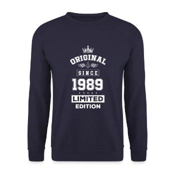1989 limited edition birthday - Unisex Sweatshirt - navy - Front - Alina (178cm) & Michal (187cm)