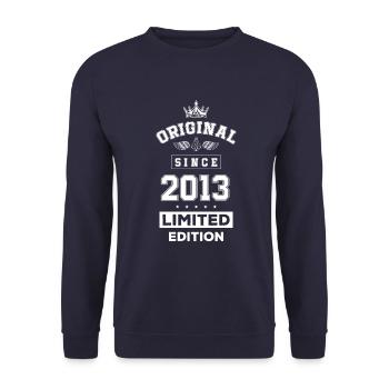 2013 limited edition Geburtstag - Unisex Pullover - Navy - Vorne - Alina (178cm) & Michal (187cm)