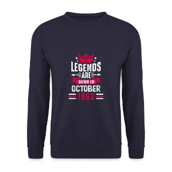 Octobre 1962 - Cadeau du 60e anniversaire. Légende. - Sweat-shirt Unisexe - marine - Devant - Alina (178cm) & Michal (187cm)