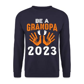 Werdender Opa 2023, 2023 werde ich Opa, 2023 Opa - Unisex Pullover - Navy - Vorne - Alina (178cm) & Michal (187cm)