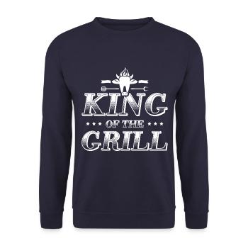 Grill König King Grillmeister - Unisex Pullover - Navy - Vorne - Alina (178cm) & Michal (187cm)