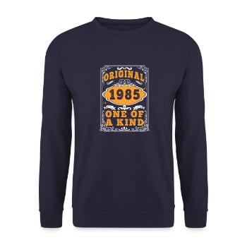 Vintage Né(e) en 1985 made in 1985 40 ans. Art_20 - Sweat-shirt Unisexe - marine - Devant - Alina (178cm) & Michal (187cm)