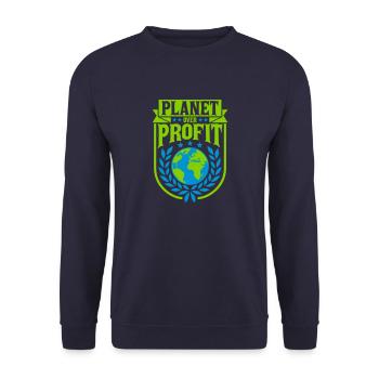 planet over profit Zitat - Unisex Pullover - Navy - Vorne - Alina (178cm) & Michal (187cm)