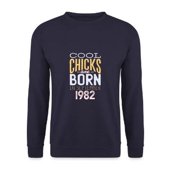 Septembre 1982 - cadeau du 40e anniversaire. Génial. - Sweat-shirt Unisexe - marine - Devant - Alina (178cm) & Michal (187cm)