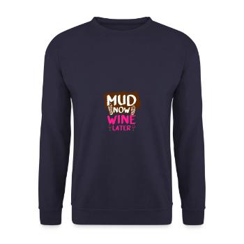 Mud now wine later Schlammlauf Mud Run Muddy Race - Sweat-shirt Unisexe - marine - Devant - Alina (178cm) & Michal (187cm)