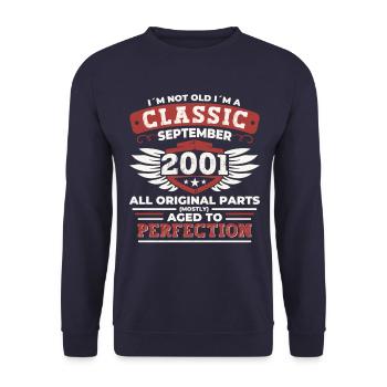Né en 2001 Anniversaire Cadeau Hommes Septembre - Sweat-shirt Unisexe - marine - Devant - Alina (178cm) & Michal (187cm)