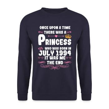 Es war einmal eine Prinzessin. Juli 1994 Geburtsta - Unisex Pullover - Navy - Vorne - Alina (178cm) & Michal (187cm)