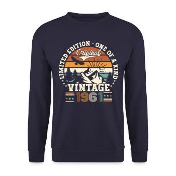 Vintage vintage 1961 61st birthday gift man - Unisex Sweatshirt - navy - Front - Alina (178cm) & Michal (187cm)