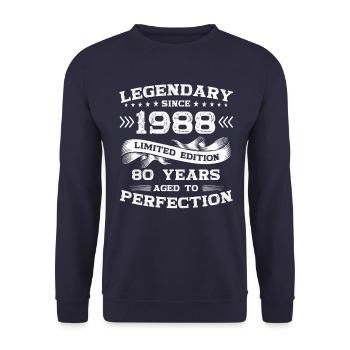 Né en 1988 35ème anniversaire Cadeau homme / femme - Sweat-shirt Unisexe - marine - Devant - Alina (178cm) & Michal (187cm)