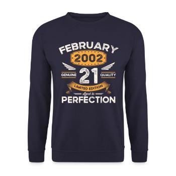 Né 2002 Vintage 21ème anniversaire rétro - Sweat-shirt Unisexe - marine - Devant - Alina (178cm) & Michal (187cm)
