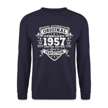 66e anniversaire Mann Original Février Né en 1957 - Sweat-shirt Unisexe - marine - Devant - Alina (178cm) & Michal (187cm)