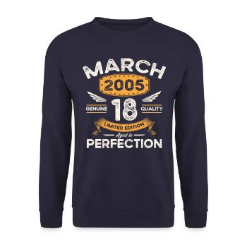 18th birthday man woman March vintage 2005 Legend - Unisex Sweatshirt - navy - Front - Alina (178cm) & Michal (187cm)