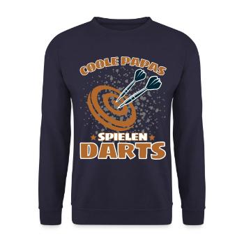 COOLE PAPAS SPIELEN DARTS! Dart Dartspieler Papa - Unisex Pullover - Navy - Vorne - Alina (178cm) & Michal (187cm)