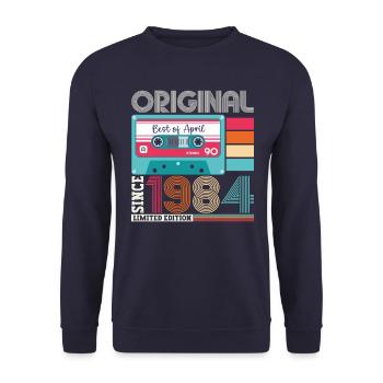 39e anniversaire homme April Born 1984 Cassette - Sweat-shirt Unisexe - marine - Devant - Alina (178cm) & Michal (187cm)