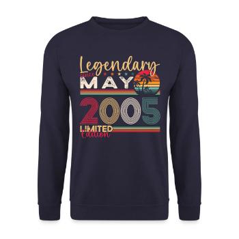 18th Birthday Man Legendary May Vintage 2005 - Unisex Sweatshirt - navy - Front - Alina (178cm) & Michal (187cm)