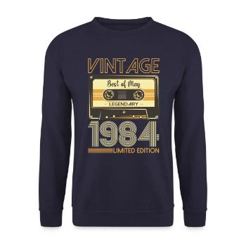 39 Birthday Man Woman Cassette Mai 1984 - Sweat-shirt Unisexe - marine - Devant - Alina (178cm) & Michal (187cm)