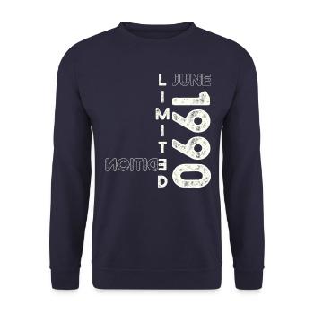 33rd Birthday Man Original June Vintage 1990 - Unisex Sweatshirt - navy - Front - Alina (178cm) & Michal (187cm)