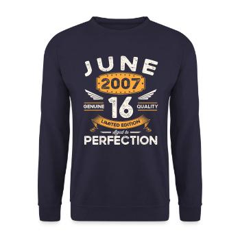 16th Birthday Man June Vintage 2007 Legendary - Unisex Sweatshirt - navy - Front - Alina (178cm) & Michal (187cm)