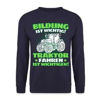 Funny tractor saying farmer or farmer - Unisex Sweatshirt - navy - Front - Alina (178cm) & Michal (187cm)