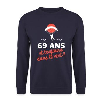idée cadeau anniversaire amateurs de parapente - Sweat-shirt Unisexe - marine - Devant - Alina (178cm) & Michal (187cm)