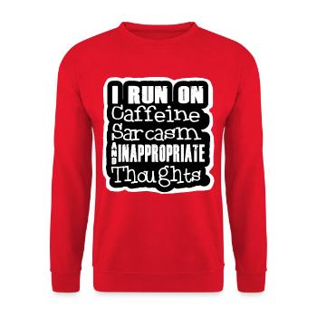 Ich laufe auf Koffein, Sarkasmus und unangemessenen Gedanken # - Unisex Pullover - Rot - Vorne - Alina (178cm) & Michal (187cm)
