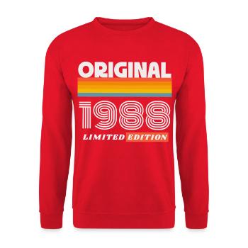 1988 Original Geburtstag Retro Vintage 80er Spruch - Unisex Pullover - Rot - Vorne - Alina (178cm) & Michal (187cm)