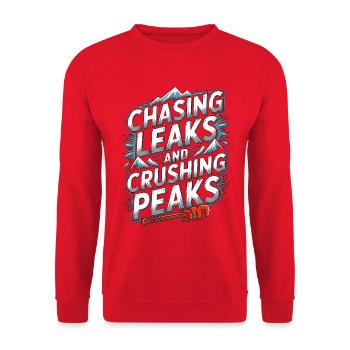 Master Plumber Chasing Leaks And Plumbing Expert - Unisex Pullover - Rot - Vorne - Alina (178cm) & Michal (187cm)