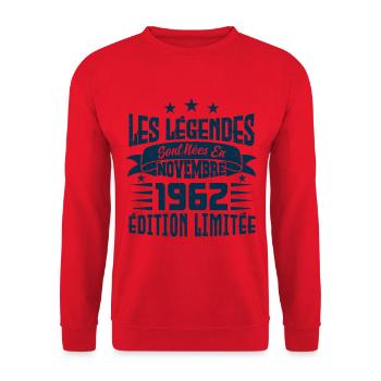 les légendes sont nées en novembre 1962, Cadeau. - Sweat-shirt Unisexe - rouge - Devant - Alina (178cm) & Michal (187cm)