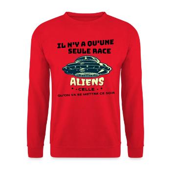 Il n'y a qu'une seule race, celle qu'on va ce .... - Sweat-shirt Unisexe - rouge - Devant - Alina (178cm) & Michal (187cm)