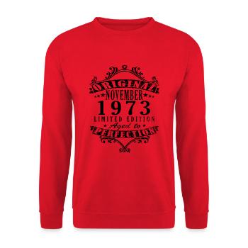 November 1973 50th Birthday 50 Years Gift - Unisex Sweatshirt - red - Front - Alina (178cm) & Michal (187cm)