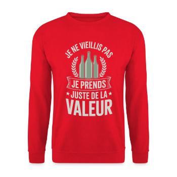 Humor birthday getting older I take value - Unisex Sweatshirt - red - Front - Alina (178cm) & Michal (187cm)