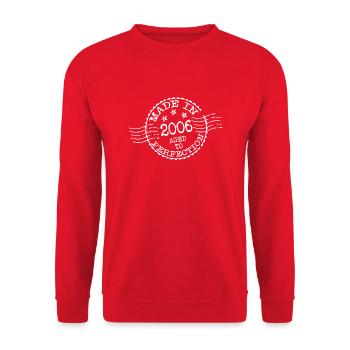 MADE IN 2006 AGED TO PERFECTION - Sweat-shirt Unisexe - rouge - Devant - Alina (178cm) & Michal (187cm)
