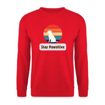 Stay Pawsitive – Positives Hunde Motiv Retro - Unisex Pullover - Rot - Vorne - Alina (178cm) & Michal (187cm)
