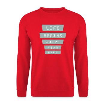 Life Begins Where Fear Ends Motivierend Zitat Logo - Unisex Pullover - Rot - Vorne - Alina (178cm) & Michal (187cm)