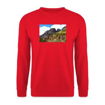 Mountains on Madeira - Unisex Pullover - Rot - Vorne - Alina (178cm) & Michal (187cm)