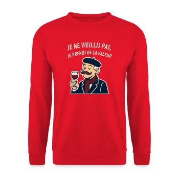 Ich altere nicht, ich nehme den Klassenwert - Unisex Pullover - Rot - Vorne - Alina (178cm) & Michal (187cm)