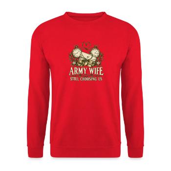 Armee Ehefrau Militär Ehefrau Einsatz - Unisex Pullover - Rot - Vorne - Alina (178cm) & Michal (187cm)