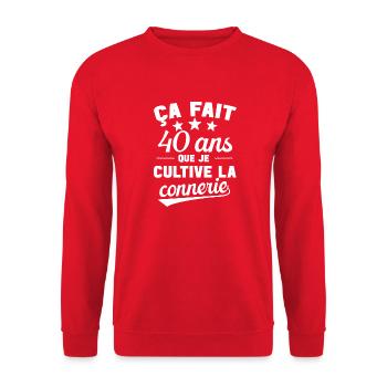 40 ans que je cultive la connerie anniversaire - Sweat-shirt Unisexe - rouge - Devant - Alina (178cm) & Michal (187cm)