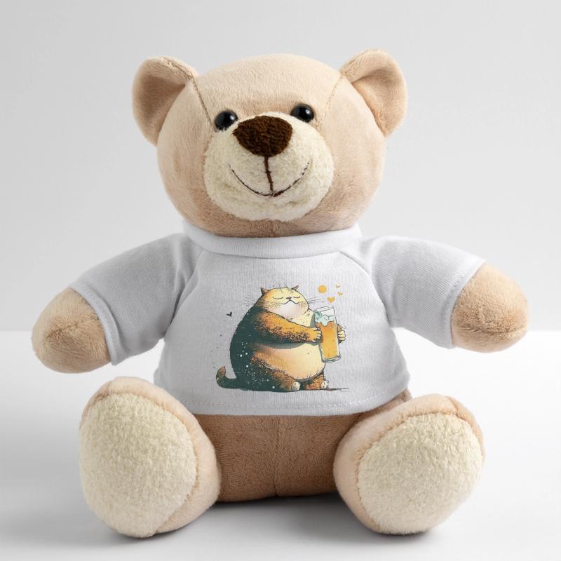 Chat satisfait avec de la bière Nounours