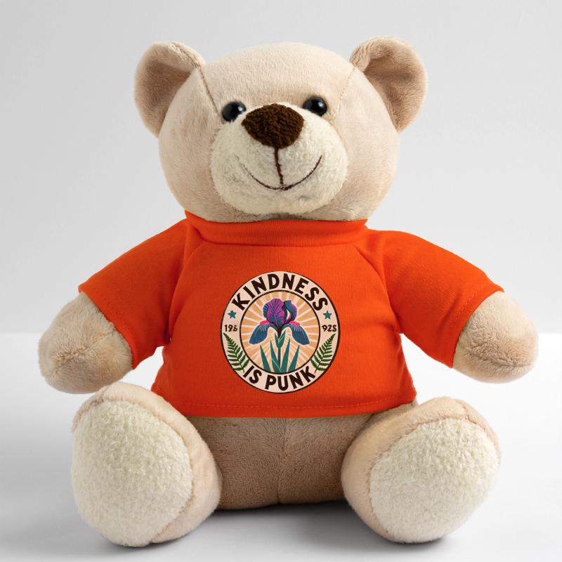 La gentillesse, c’est le patch punk Iris Nounours