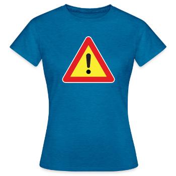 Attention! Attention au signe - T-shirt Femme - bleu saphir antique chiné - Devant - AI Model Female 172 dark (172cm)