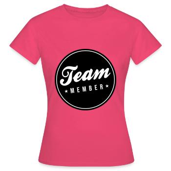 Team Mitglied - Frauen T-Shirt - Azalea - Vorne - AI Model Female 172 dark (172cm)