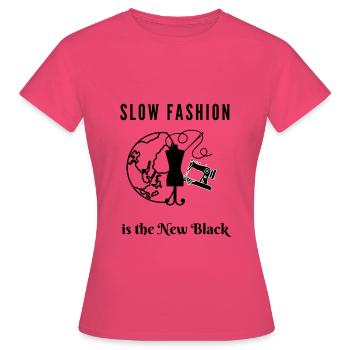 Slow Fashion ist der neue Trend - Frauen T-Shirt - Azalea - Vorne - AI Model Female 172 dark (172cm)